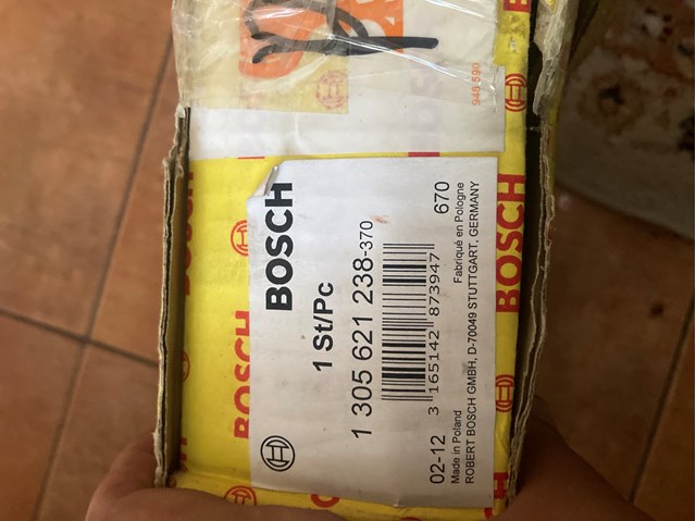 Стекло фары правой Bosch 1305621238 цена, от 10.56 USD