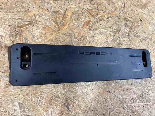 Кронштейн переднего номерного знака Porsche 95B807287E1E0 цена, от 40.18 USD