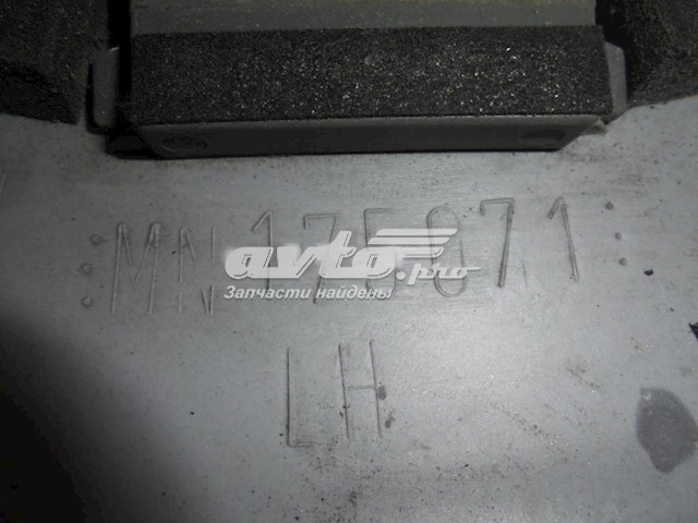 Молдинг задней арки крыла, левый Mitsubishi MN175071HB цена, от 38.01 USD