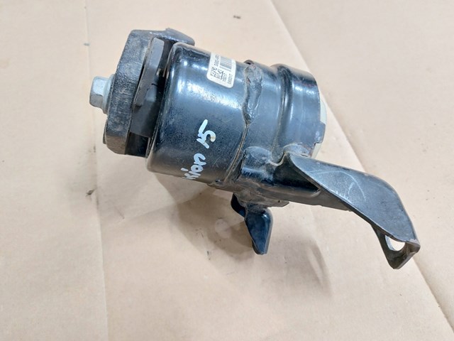 DG936F012AF Ford Правая подушка двигателя