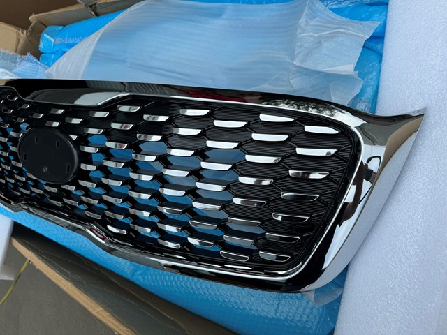 Купить 86380C6000 Hyundai/Kia Решетка радиатора