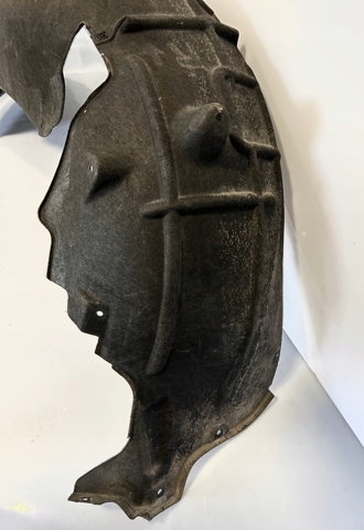 Подкрылок задний правый 9J1810970A Porsche
