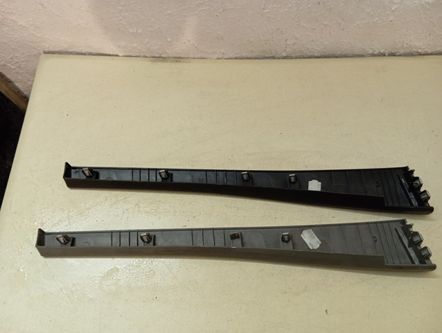 682110001R Renault (RVI) 