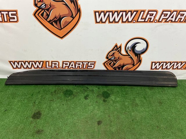 VPLRP0347 Land Rover Подножка (комплект на авто)