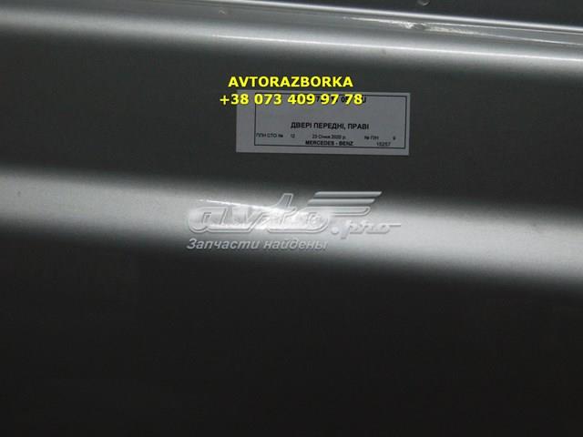 639720110528 Mercedes porta dianteira direita