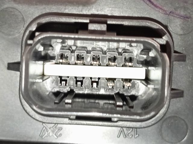 Купить 260107920R Renault (RVI) Фара основная правая