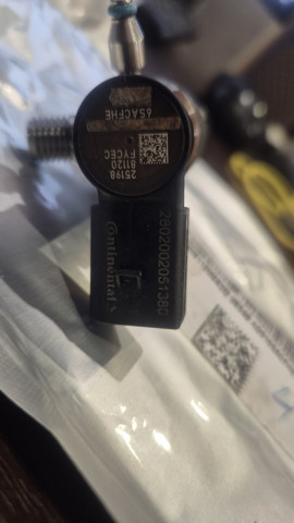 Топливные форсунки GK2Q9K546AD Continental/Siemens