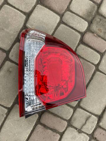 Фонарь задний левый внешний 3845872E Polcar