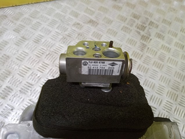  VAG 7L0820102N