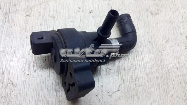  Mercedes A0004769832