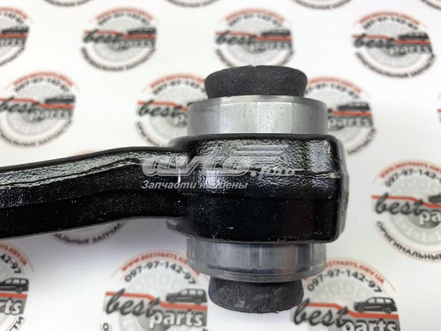 Рычаг передней подвески левый LR148058 Land Rover
