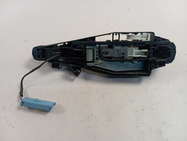 Ручка двери передней наружная правая Peugeot/Citroen 967853201T цена, от 77.03 USD