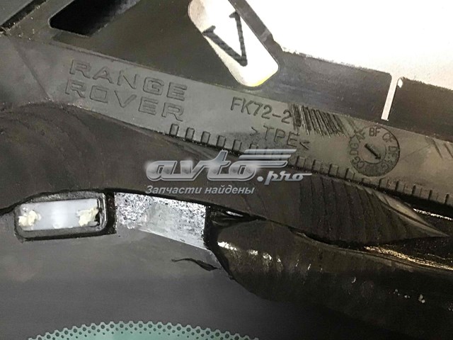 Купить LR096834 Land Rover 