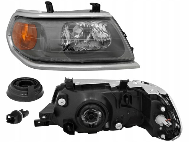 MR566772 Mitsubishi Luz direita