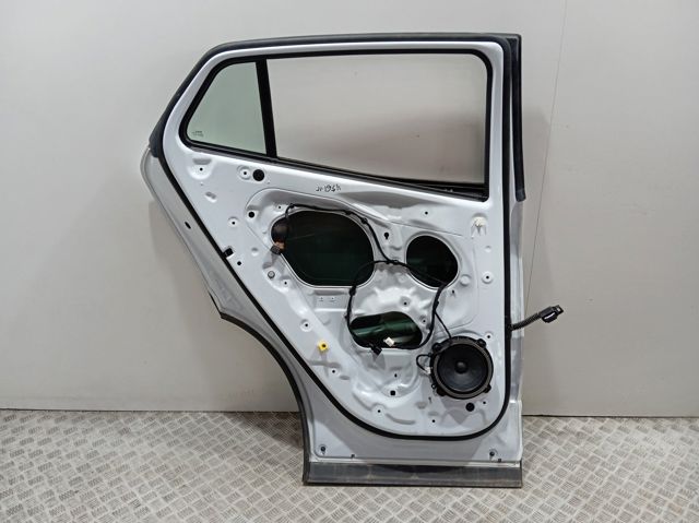 Дверь задняя, левая Hyundai/Kia 77003R2000 цена, от 1010.20 USD