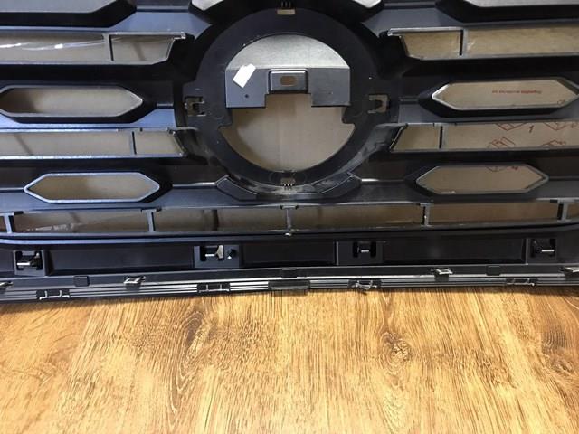 Облицовка радиатора Nissan/Infiniti 623109PF1A цена, от 170.26 USD