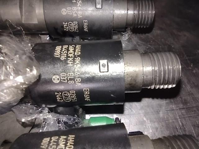 AH4Q9K546BA Land Rover Топливные форсунки