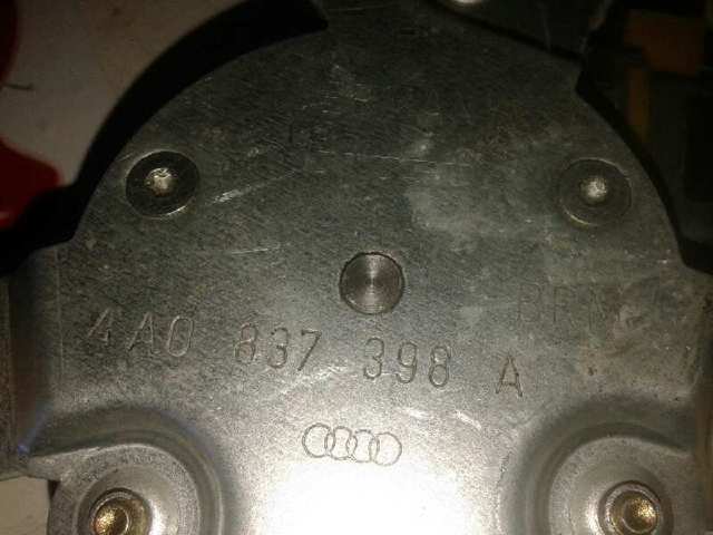 Стеклоподъемник передней правой двери VAG 4A0837398A цена, от 12.70 USD