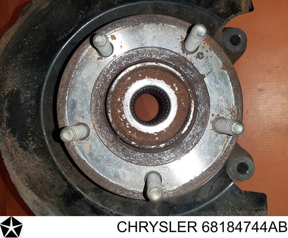 Ступица задняя правая Chrysler 68184744AB