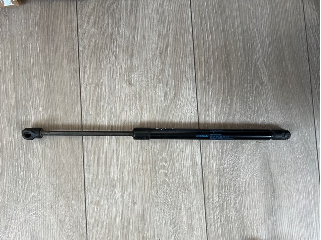 Амортизатор капота газовый Nissan/Infiniti 654705NN0A цена, от 12.67 USD