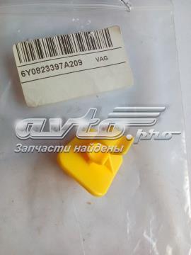 6Y0823397A209 VAG крiплення