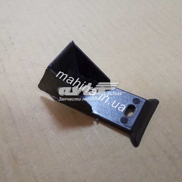 Кронштейн бампера заднего S112804533 Chery