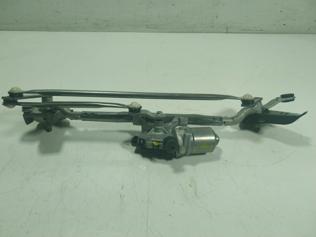 Мотор трапеции стеклоочистителя Mazda TK7867340A цена, от 38.01 USD