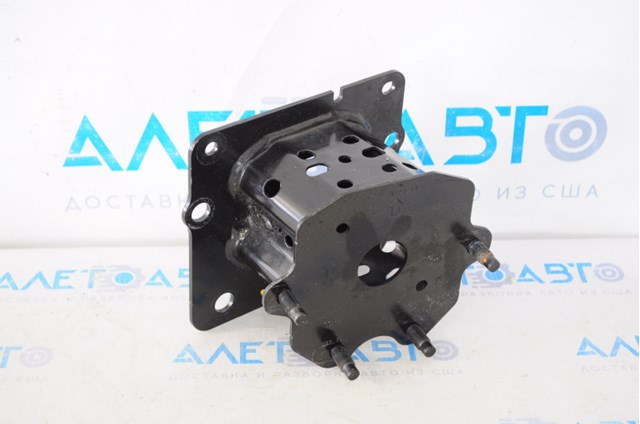 Кронштейн усилителя заднего бампера Nissan/Infiniti 852115NA0A цена, от 35.22 USD