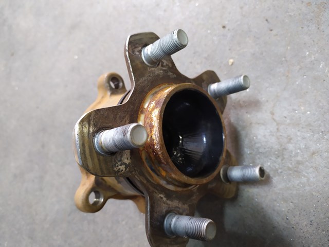 Купить 432026RA0A Nissan/Infiniti Задняя шпиндель