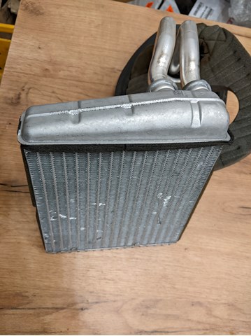 1K1819857A VAG шланг радиатора отопителя (печки, сдвоенный)