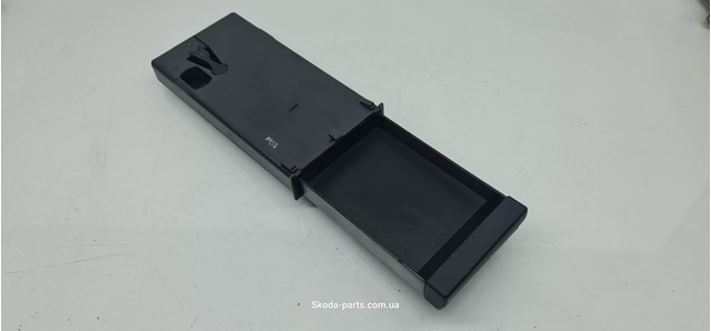 8P0941561 VAG 
