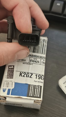 Купить GD9Z19G490N Ford 