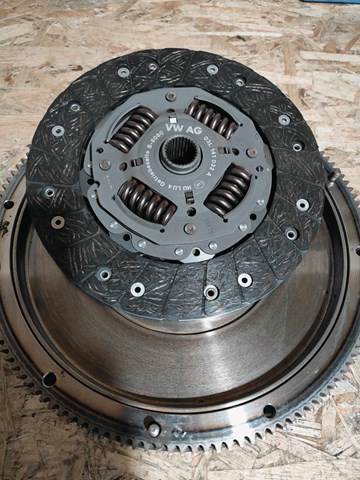 038D03L VAG 
