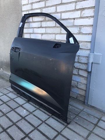 Купить 83F831052 VAG Дверь передняя правая
