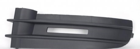 Заглушка ПТФ бампера переднего левая Autotechteile 3853009 цена, от 10.27 USD