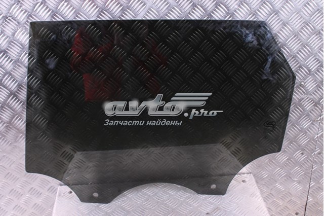 LR093213 Land Rover Стекло двери задней левой