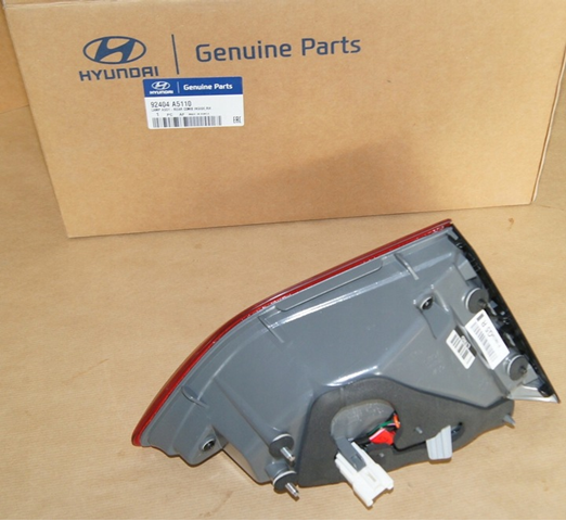 92404A5110 Hyundai/Kia Фара задняя правая внутренняя