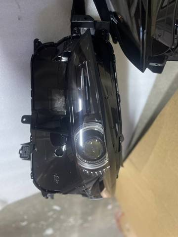 Правая блок фара Mazda DFR751030 цена, от 300.89 USD