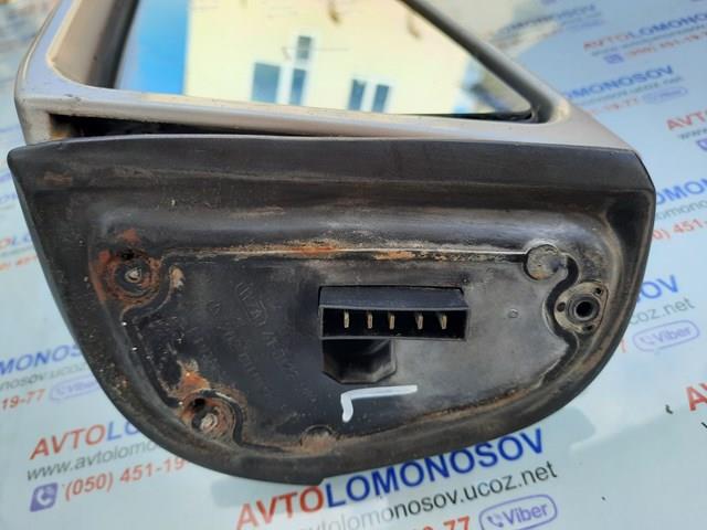 Левое боковое зеркало 2028110198 Mercedes