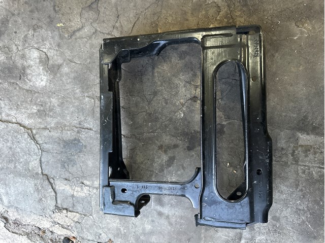 Купить 51117399916 BMW Кронштейн арки колеса (лонжерона) правый