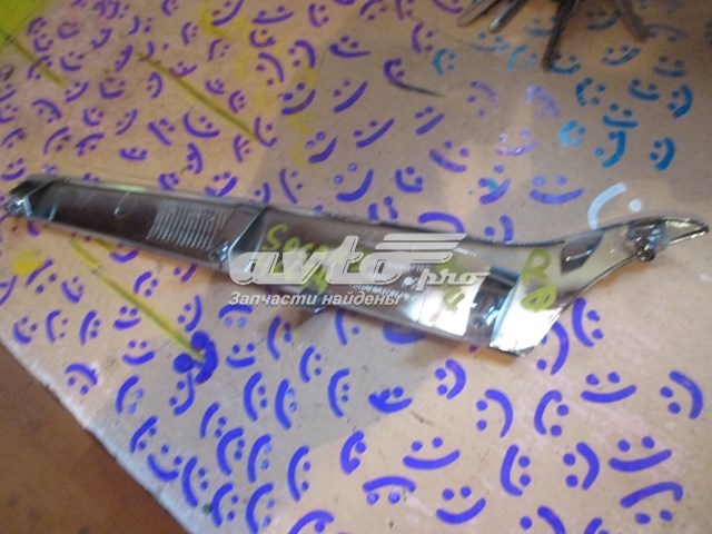 Купить 863541R000 Hyundai/Kia Молдинг решетки радиатора правый