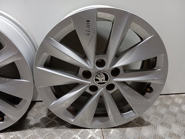 Диски VAG 657601025AJ цена, от 300.90 USD
