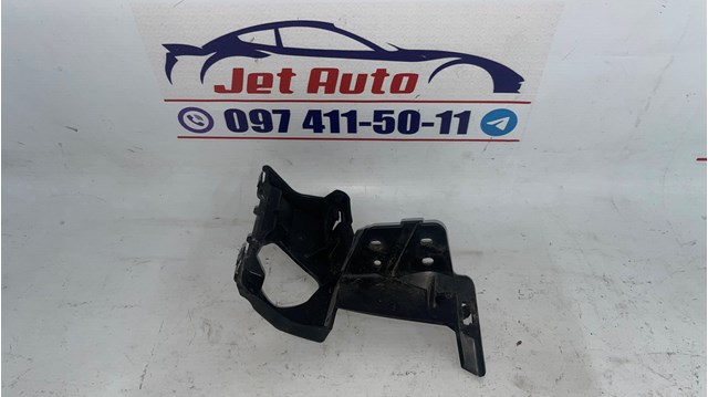 Купить 30763420 Volvo Кронштейн бампера переднего правый