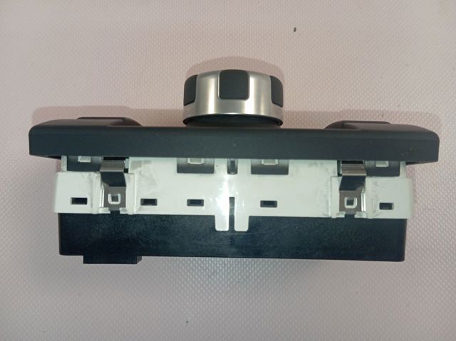  Land Rover 6H5214B596CD цена, от 20.59 USD
