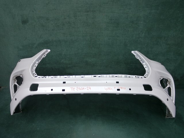 Передний бампер 521190E400 Toyota
