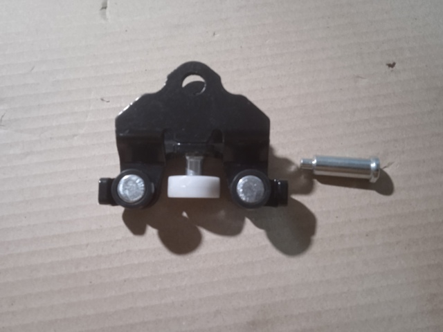5051634 Autotechteile Ролик боковой (сдвижной) двери правый нижний