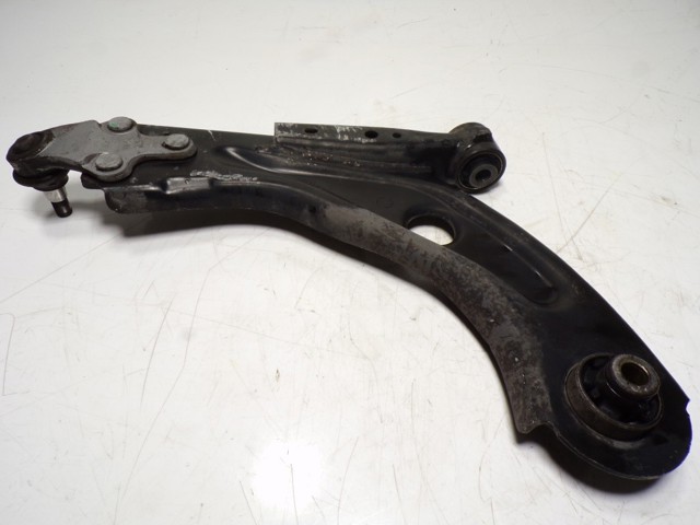 Правый рычаг передней нижней подвески Peugeot/Citroen 9678311280 цена, от 47.37 USD
