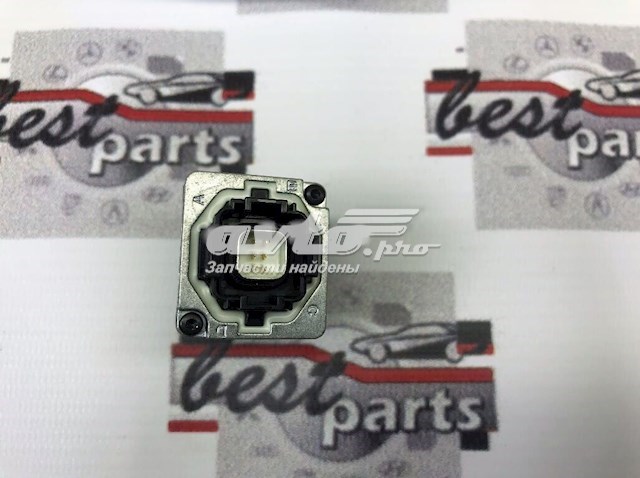 LR095712 Land Rover Камера системы обеспечения видимости