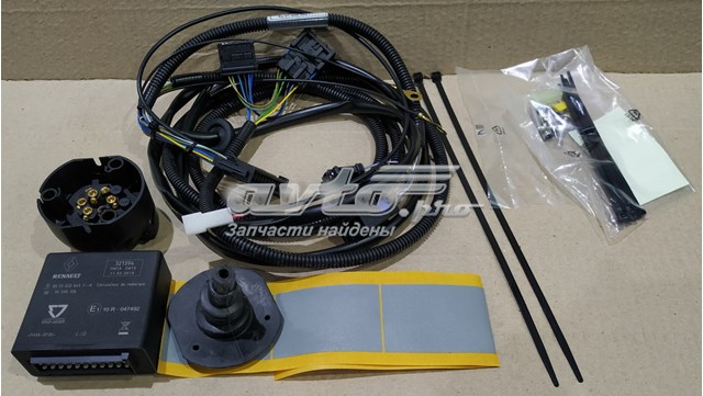 Cableado de enganche de remolque 8201686858 RENAULT