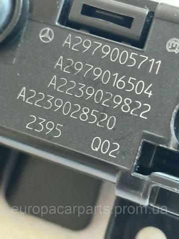 Блок кнопок центральной консоли 2979005711 Mercedes